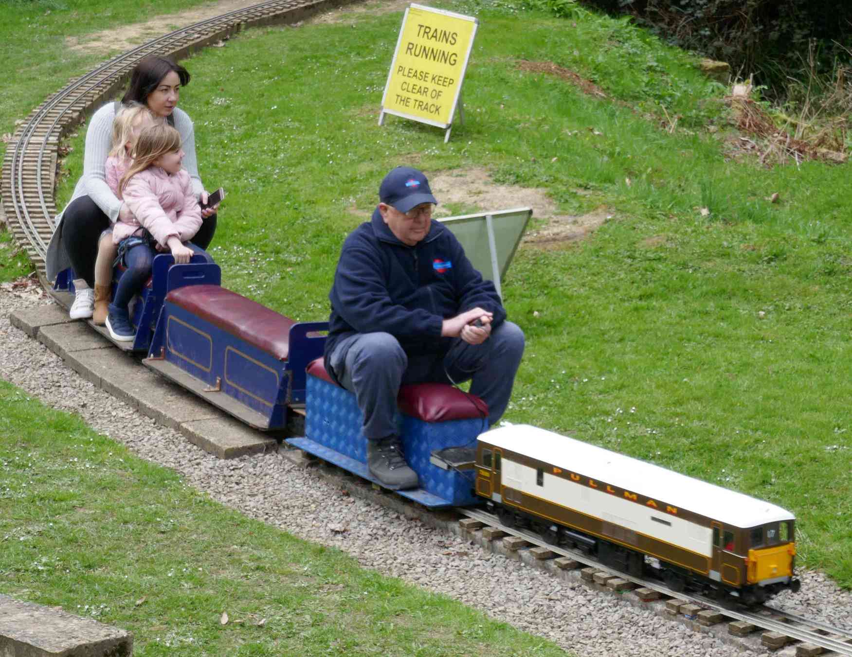 Passenger hauling with class 73